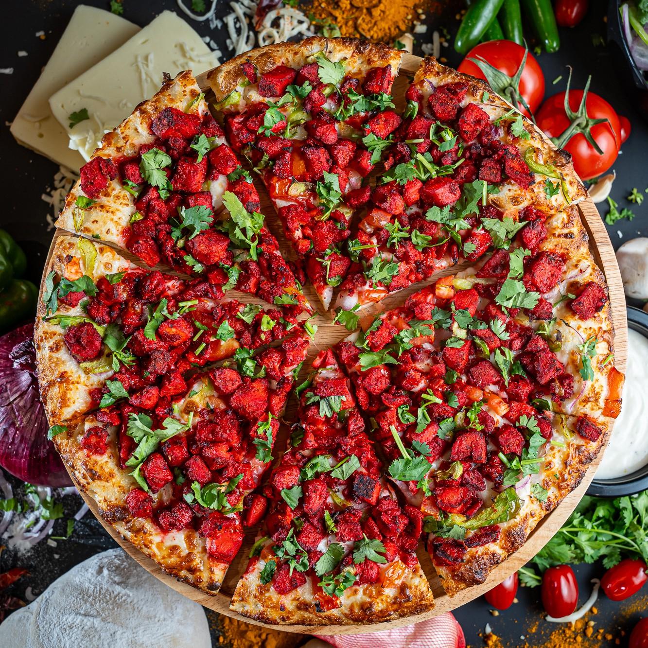 Tandoori Chicken Masala Pizza